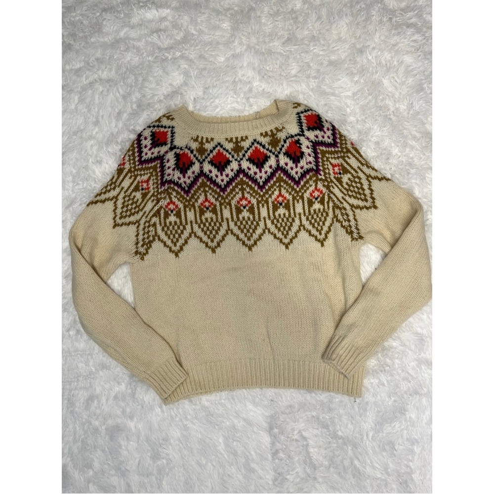 Forever 21 cream sweater with fairs isle pattern size small